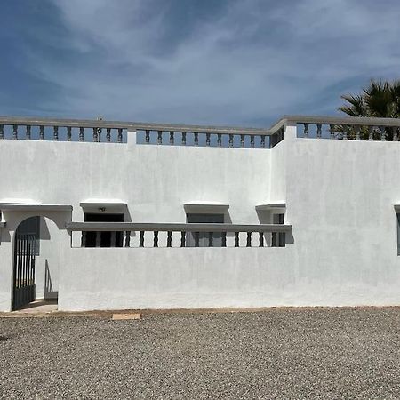 Beachside Bliss: Cozy Surf Villa Mirleft Εξωτερικό φωτογραφία